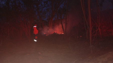 Defesa Civil alerta populaÃ§Ã£o sobre queimadas criminosas em Ã¡reas verdes prÃ³ximas ao cemitÃ©rio de Osvaldo Cruz