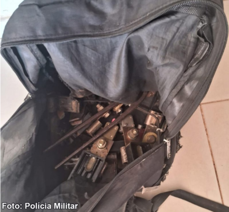 IndivÃ­duo Ã© preso em Bastos com produtos furtados