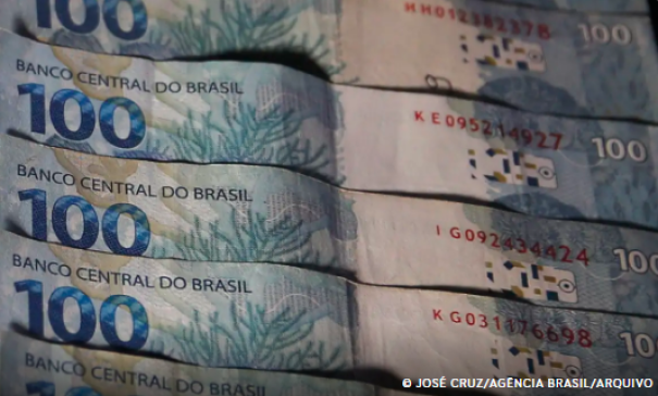 Receita paga quinto lote de restituição do Imposto de Renda 2025