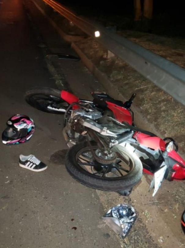 Casal de Osvaldo Cruz fica ferido após acidente com fuga de motorista na Rodovia Comandante João Ribeiro de Barros