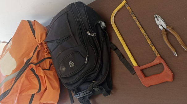 Homem é preso após tentativa de furto de fios elétricos e resistência à prisão em Tupã