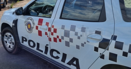 Homem Ã© preso por violÃªncia domÃ©stica no bairro Vila IndÃºstria em TupÃ£