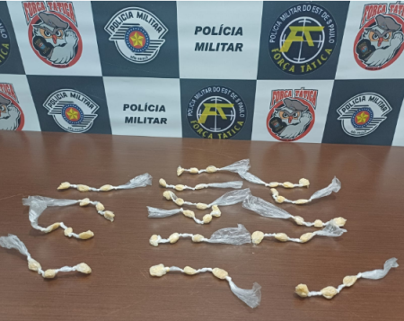 ForÃ§a TÃ¡tica prende homem por trÃ¡fico de drogas em TupÃ£