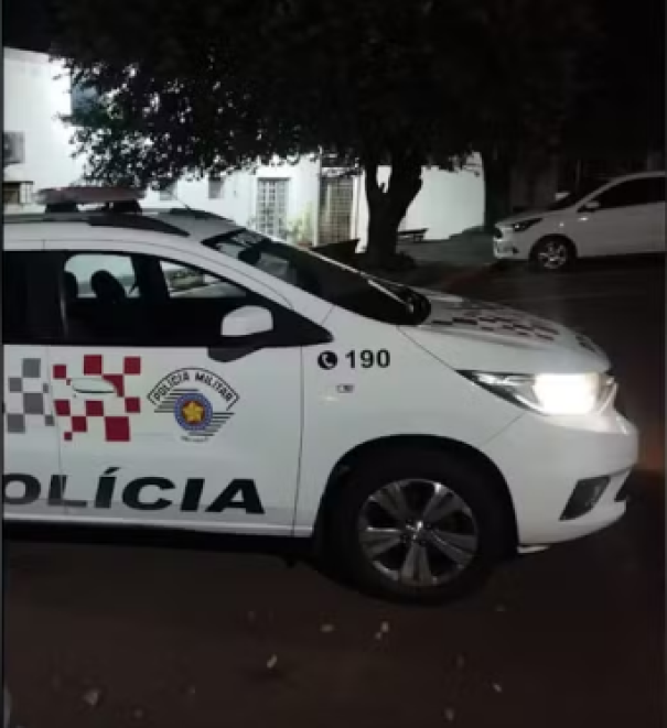 Homem é preso suspeito de agredir companheira com cadeiradas em Teodoro Sampaio
