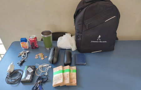 PolÃ­cia Militar em Osvaldo Cruz recupera R$ 15 mil e objetos pessoais, devolve Ã  vÃ­tima e prende suspeito