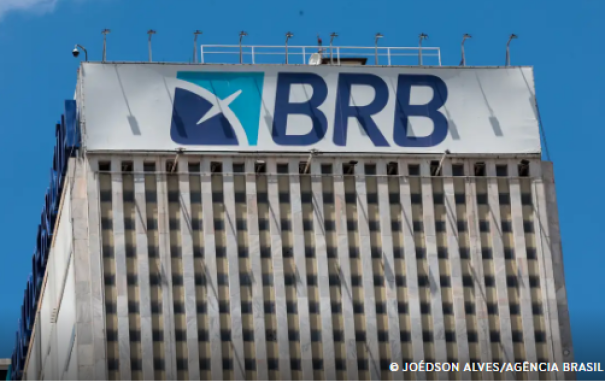 Diretor do BRB fica em silêncio ao depor à PF sobre compra do Master