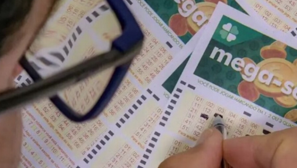 Mega-Sena acumula e prêmio vai a R$ 62 milhões