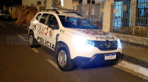 Homem é preso por violência doméstica após ameaçar vítima com faca em Quintana