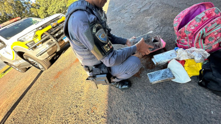 Adolescente Ã© apreendida com mais de 7 kg de drogas em Ã´nibus na SP-270, em Presidente Prudente