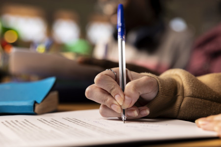 Concursos pÃºblicos e processos seletivos oferecem oportunidades no Oeste Paulista