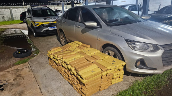 Motorista é preso em flagrante ao tranportar mais de 440kg de maconha em Rosana