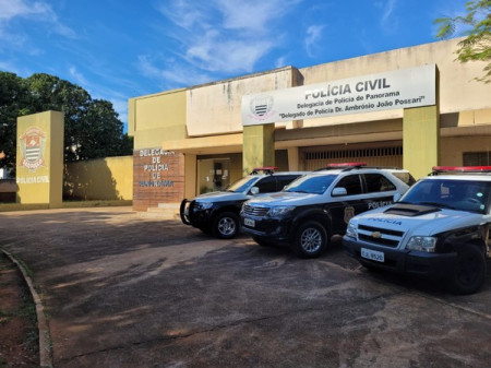 Procurado pela JustiÃ§a Ã© preso apÃ³s empurrar e agredir esposa psicologicamente em Panorama