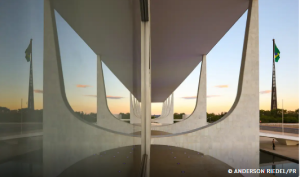 Lula cita caso Master e defende PEC da Segurança Pública