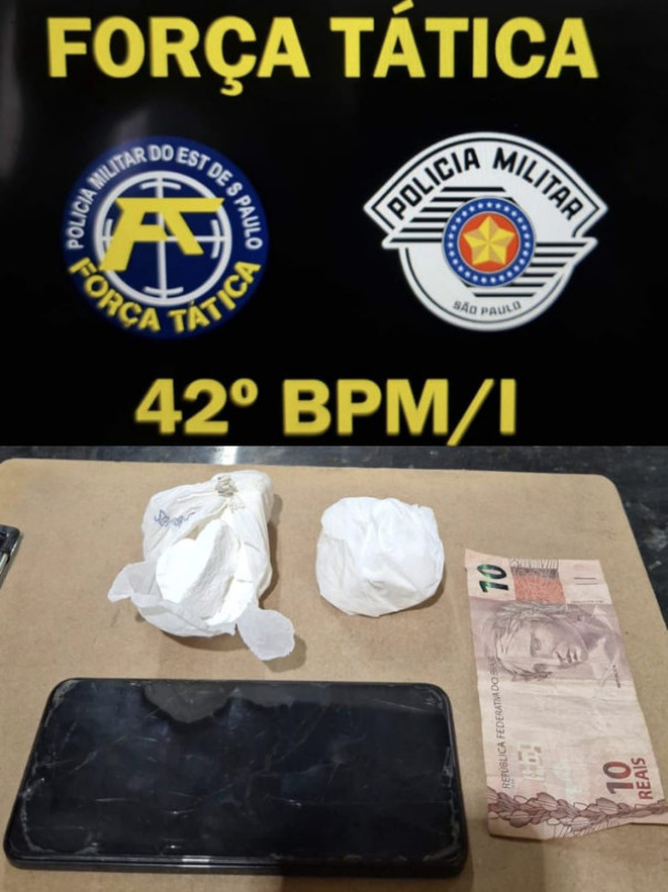 Motorista demonstra atitude suspeita durante abordagem policial e casal é preso por tráfico de droga em Presidente Epitácio