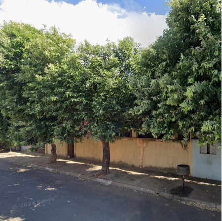 Homem morre carbonizado apÃ³s incÃªndio em casa de alvenaria, em Presidente EpitÃ¡cio