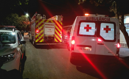 Homem Ã© esfaqueado nas costas durante discussÃ£o em TupÃ£