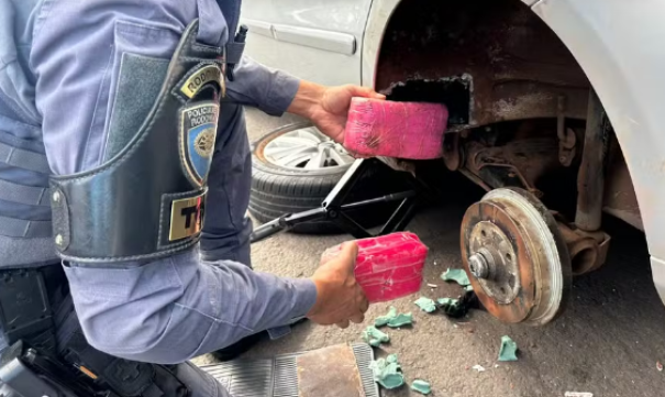 Motorista é preso com 23 quilos de haxixe na Rodovia Raposo Tavares, em Álvares Machado