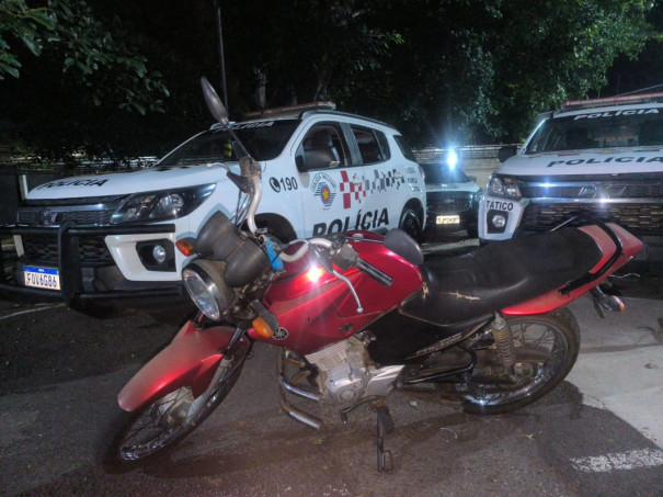 Jovem é preso após furtar motocicleta em frente a supermercado em Dracena