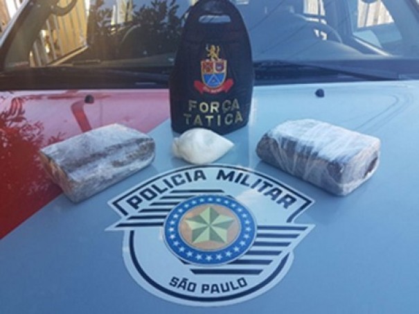 Rapaz  preso em flagrante com drogas dentro da mochila no Terminal Rodovirio de Dracena