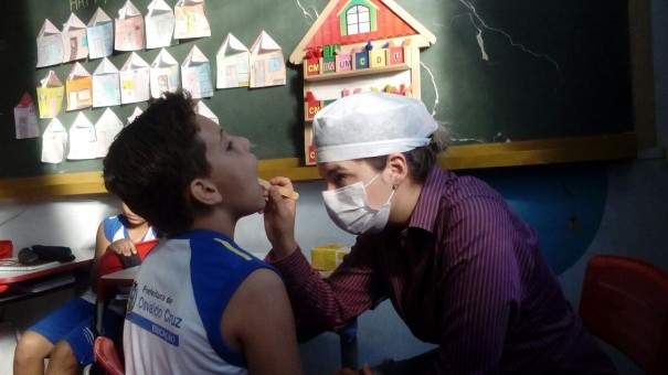 Setor de Educao de Osvaldo Cruz realiza o Programa Sade na Escola