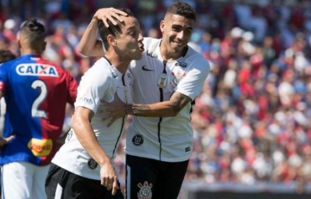 BRASILEIRÃO: Corinthians é único 100%, mas seis times seguem invictos