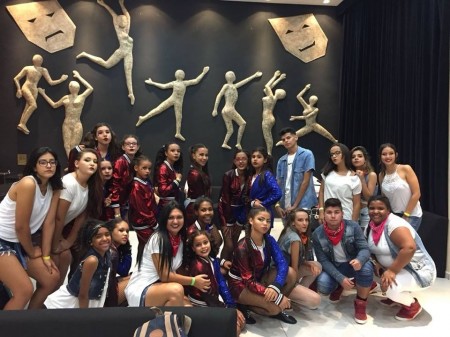 Equipe de dança de rua da Secretaria de Cultura, Esporte e Turismo de Osvaldo Cruz, é destaque no final de semana