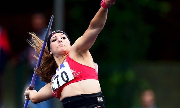 Eloah Scramin bate o recorde brasileiro Sub-23 do Dardo e representa Osvaldo Cruz com orgulho