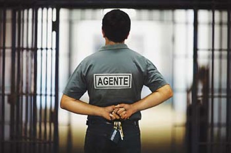 Agentes da penitenciária feminina de Tupi Paulista são agredidas por presidiária