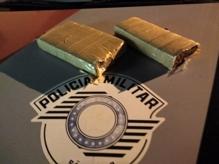 Polícia Militar de OC encontra 1,8 Kg de maconha no bairro Agostinho Caliman