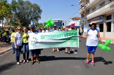 Apae de Osvaldo Cruz realizou 1ª caminhada da inclusão nesta quinta-feira