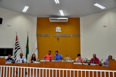 Câmara de Salmourão aprova projeto que muda forma de pagamento do Ticket aos funcionários municipais