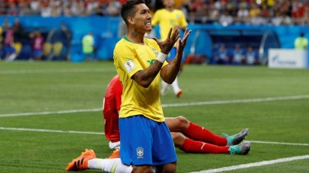 Brasil empata no primeiro jogo da Copa