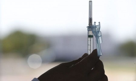 Secretaria de Saúde de OC realiza 'Dia D' de vacinação de Covid-19 em segunda dose para faltosos 