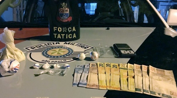 Traficante  preso com cocana e LSD aps Polcia Militar receber diversas denncias