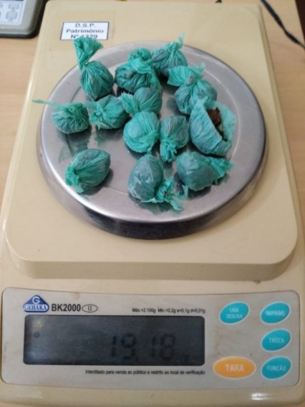 Fora Ttica efetua priso por trfico de drogas em Salmouro