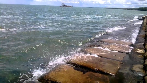 Vigilante de 31 anos morre afogado no Rio Paran, em Presidente Epitcio