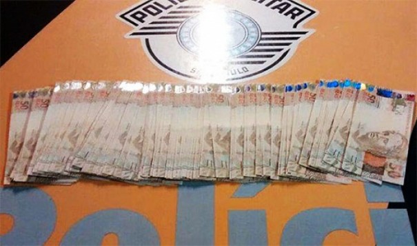 Polcia Rodoviria realiza priso por falsificao e apreende R$4.800,00 em cdulas falsa