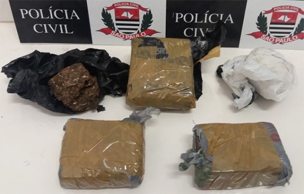 Operao da Dise de Tup prende traficantes e apreende um quilo de drogas