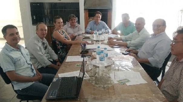 Nova diretoria da Amnap se rene em Adamantina