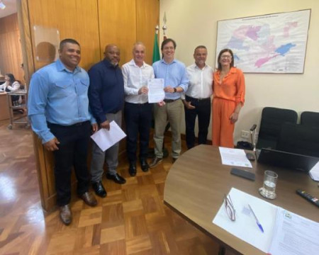 Prefeito Beto Pires de Sagres cumpre agenda na Secretaria Estadual da EducaÃ§Ã£o para viabilizar equipamentos de tecnologia