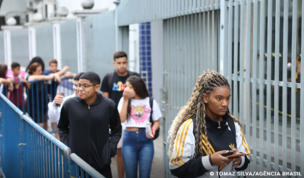 Fies: pré-selecionados devem complementar inscrição até esta terça