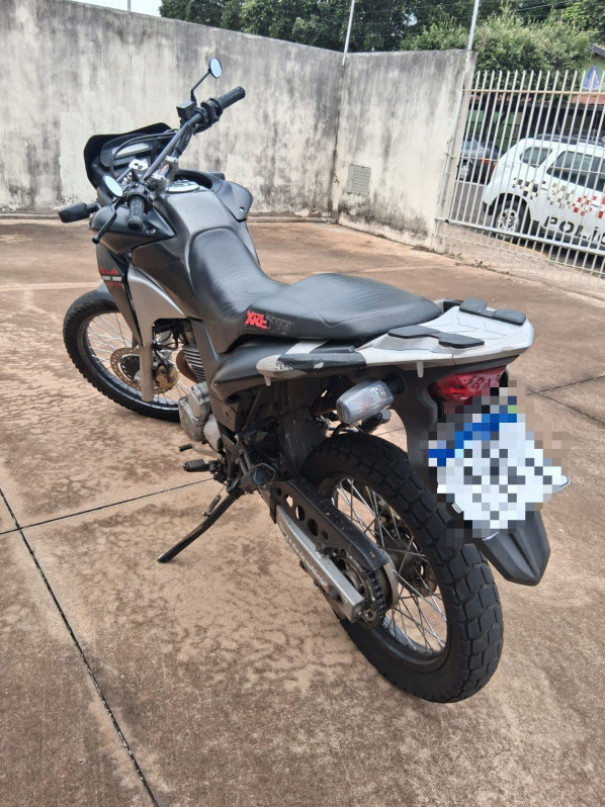 Motociclista é detido por direção perigosa no bairro Promorar, em Osvaldo Cruz