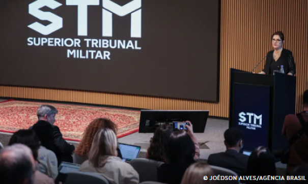 STM recebe pedido de perda de patente de Bolsonaro e mais 4 oficiais