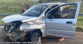 FlÃ³rida: Acidente entre carreta e carro deixa duas mulheres feridas na SP-294