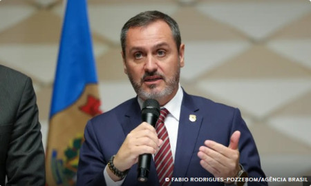 MendonÃ§a afasta Andrei Rodrigues da direÃ§Ã£o-geral da PolÃ­cia Federal 