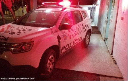 Homem Ã© preso em flagrante por agredir e ameaÃ§ar ex-namorada no Centro de TupÃ£