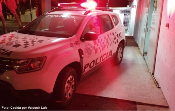 Homem é preso em flagrante por agredir e ameaçar ex-namorada no Centro de Tupã