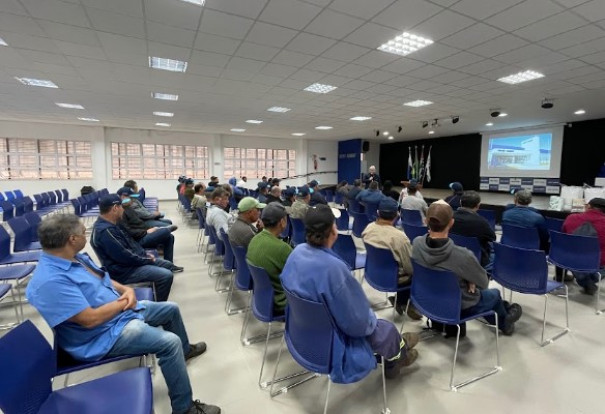 Prefeitura de Osvaldo Cruz realiza ação em homenagem ao Dia do Motorista