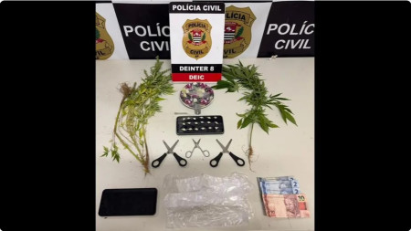 Com pÃ©s de maconha e porÃ§Ãµes de crack prontas para a venda, homem Ã© preso em flagrante por trÃ¡fico de drogas na Vila Santa Tereza, em Presidente 