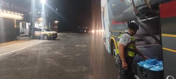 Polícia Rodoviária apreende carga de eletrônicos avaliada em R$ 319 mil na SP-270